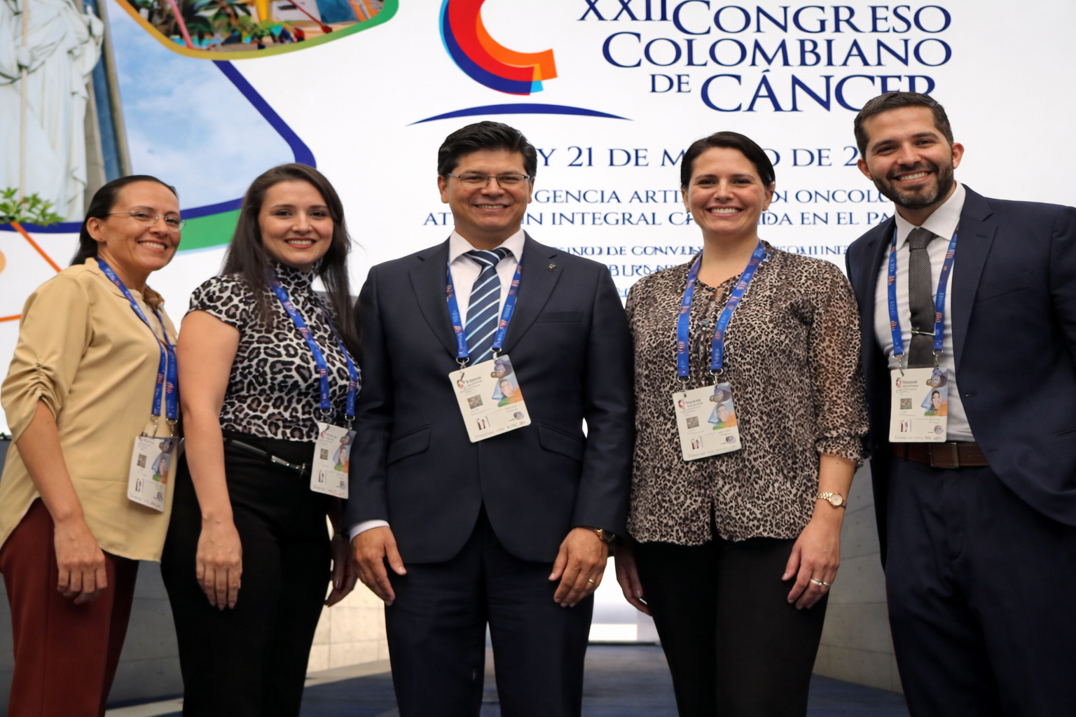 profesores e investigadores participantes del XXII Congreso colombiano de cáncer
