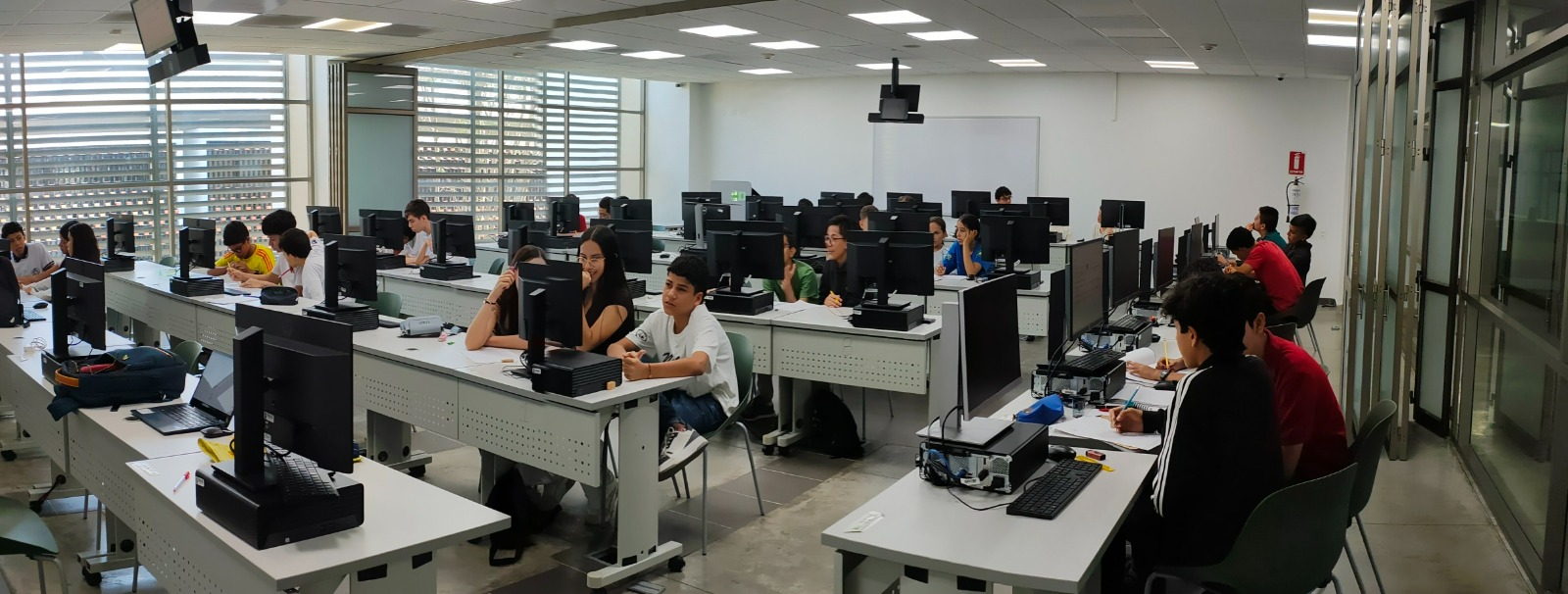 Grupo UIS participante de las COMATEQ 2026