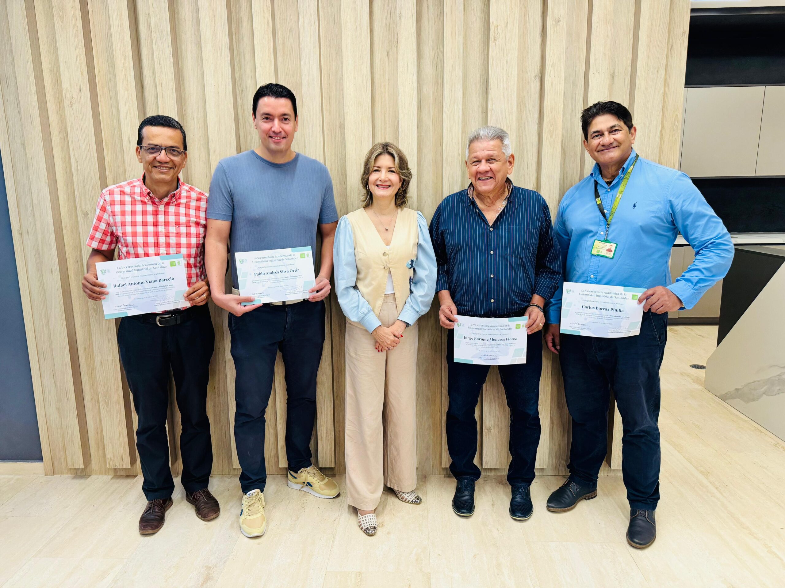 Reconocimiento Cátedra Low Maus