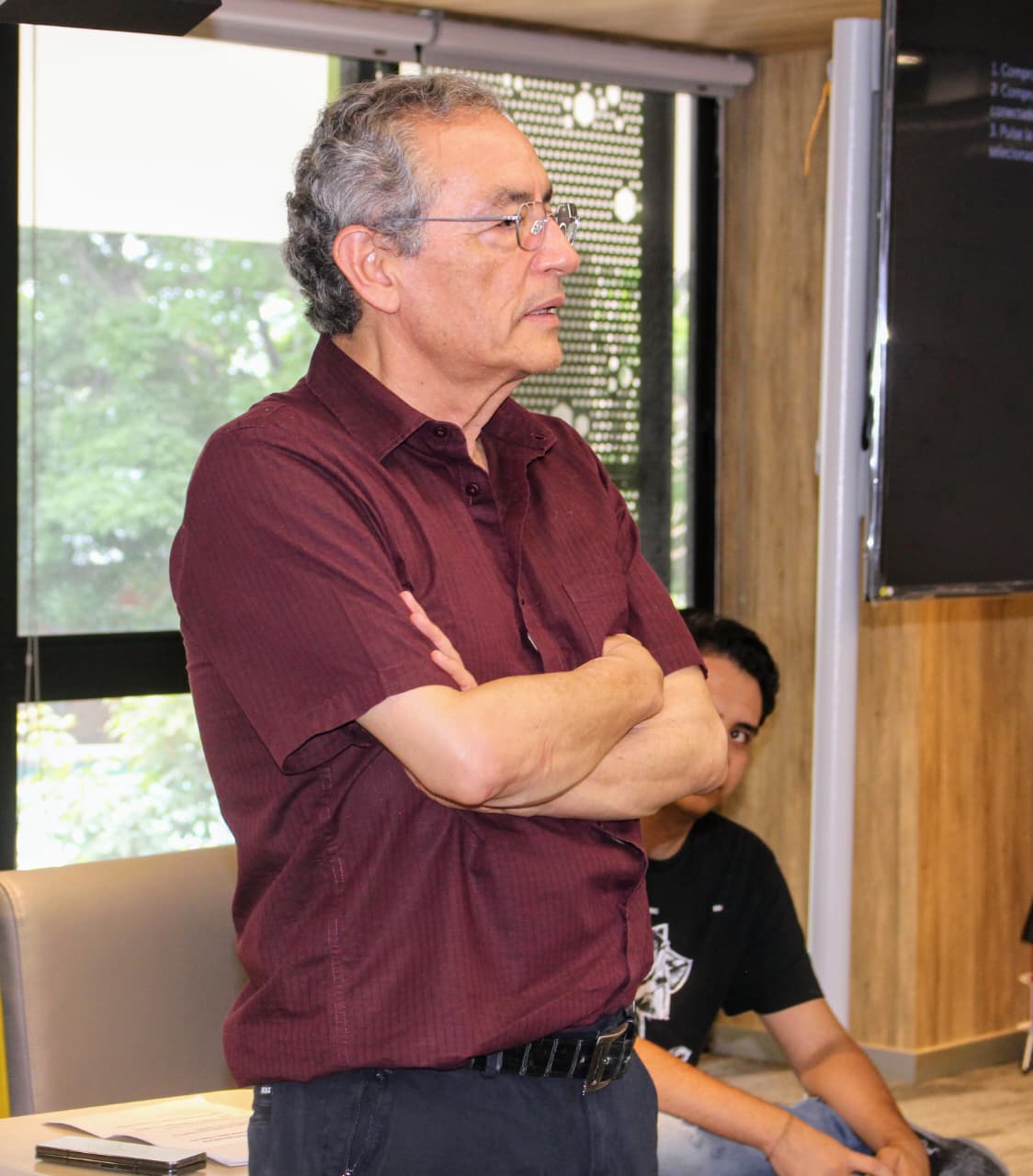 Bernardo Useche Aldana durante su conferencia.