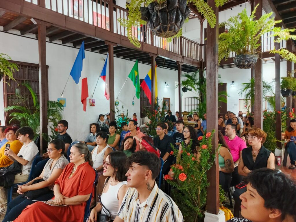 Participantes exposición emergentes 1