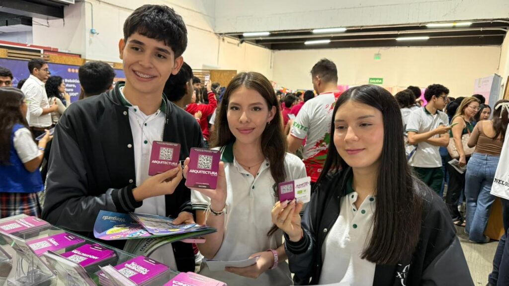 Estudiantes en Campus 2026