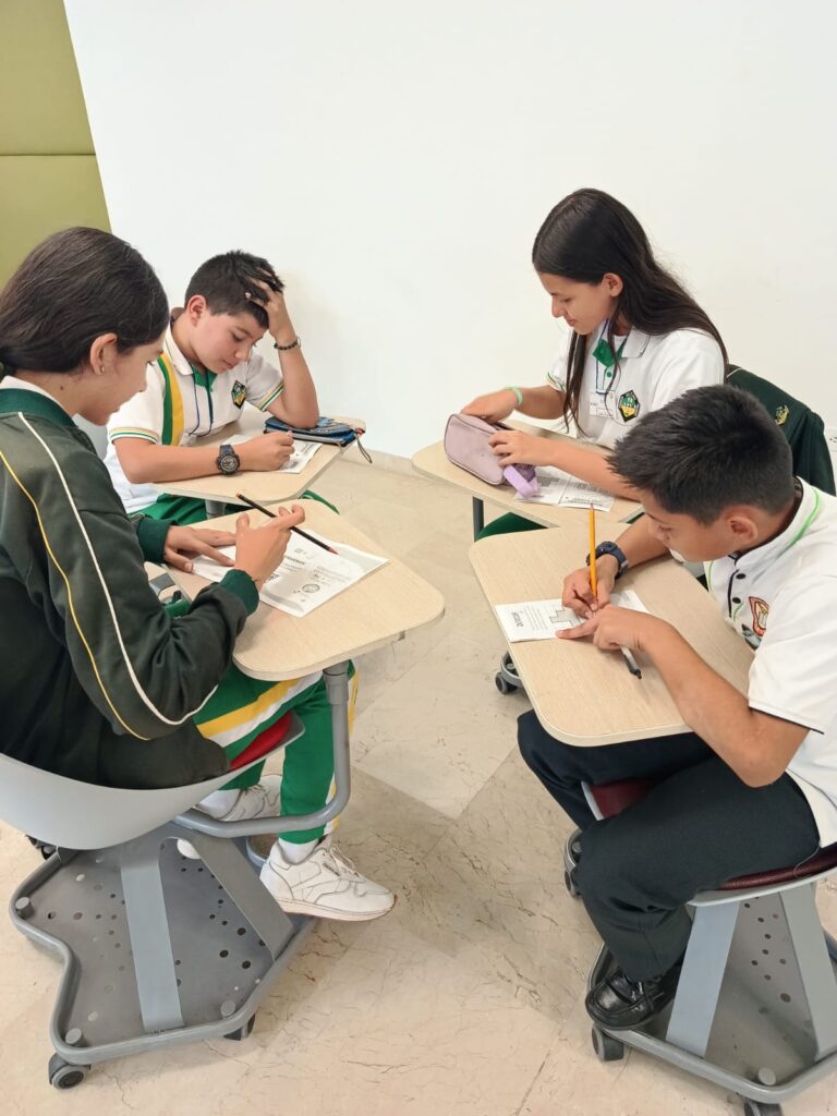 Paso a paso resolvieron problemas para aprender