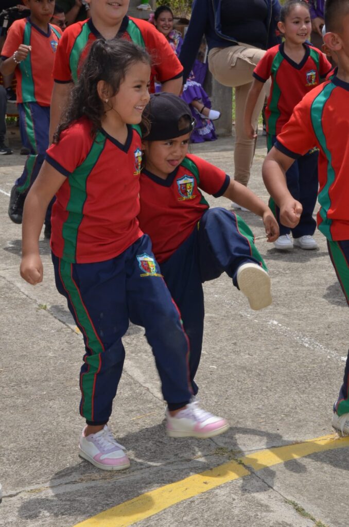 Estudiantes colegio Lagunitas