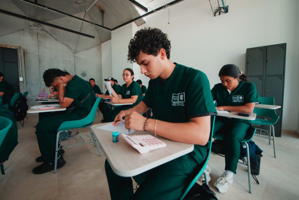 Estudiantes UIS Málaga