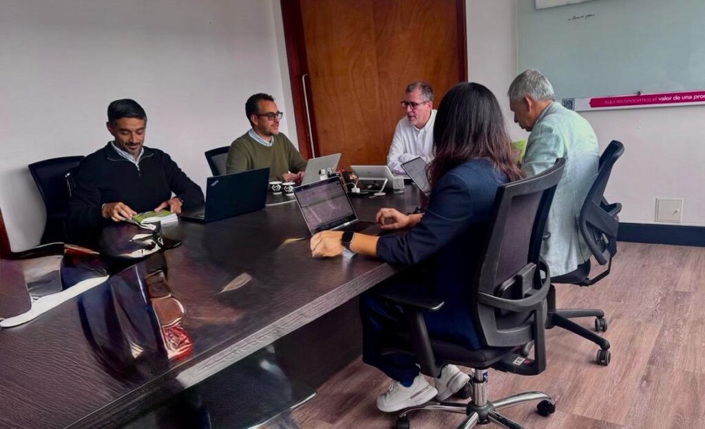Visita rector al MEN