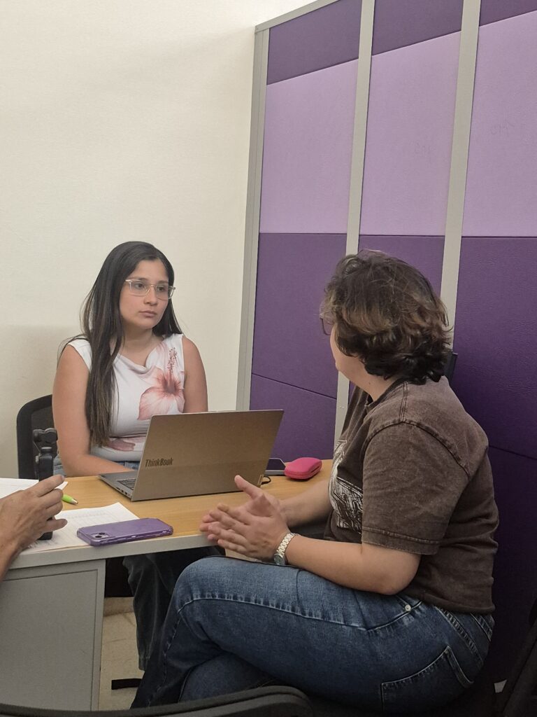 El servicio con enfoque diferencial ha permitido ser el apoyo para mujeres y comunidades que viven violencia de género, a través del consultorio Púrpura.