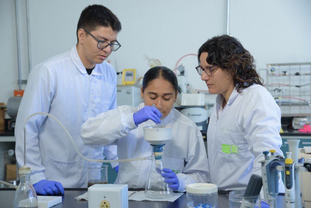 Investigadores UIS jóvenes investigadores