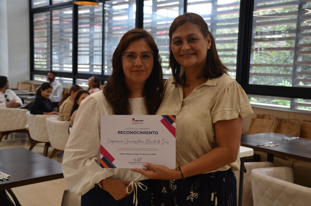 reconocimiento 2 en la jornada de REDCREAR 2026