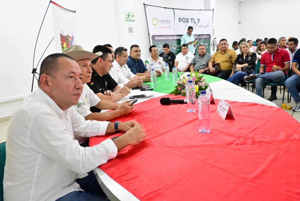 Reunión de socialización de la obra