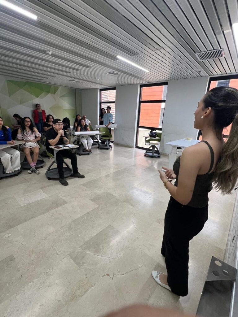 Presentación de exposición en la UIS Floridablanca