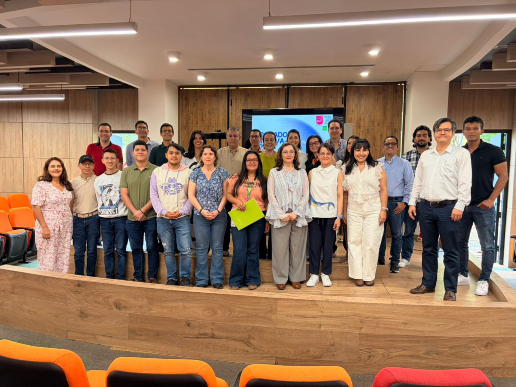 Grupo de profesores ganadores de INNOVA-TIC 2026