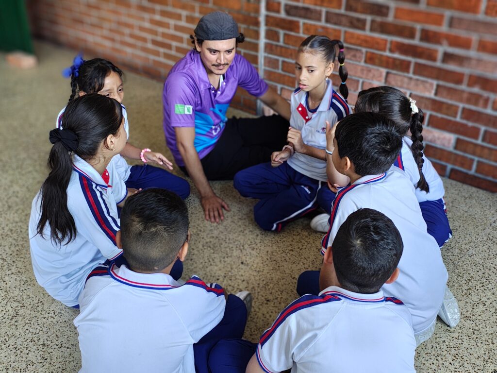 Estudiantes Artes para la Paz - UIS
