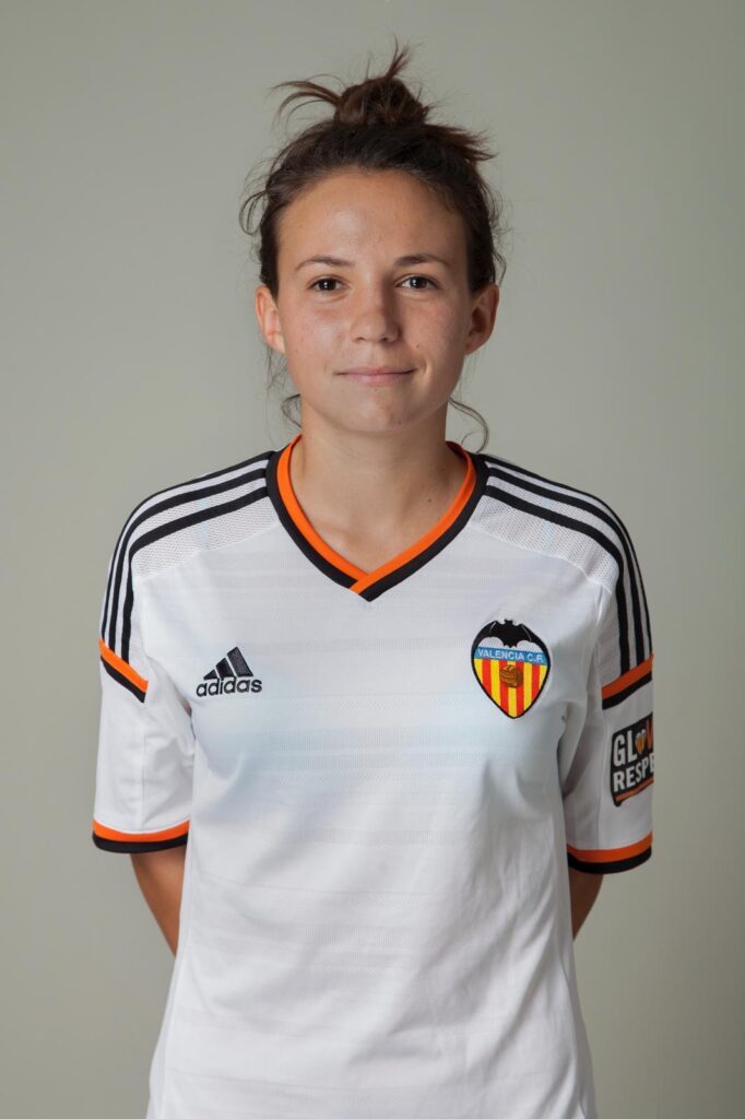 Nuria Sánchez Hernández en su etapa como futbolista profesional del Valencia Club de Fútbol.