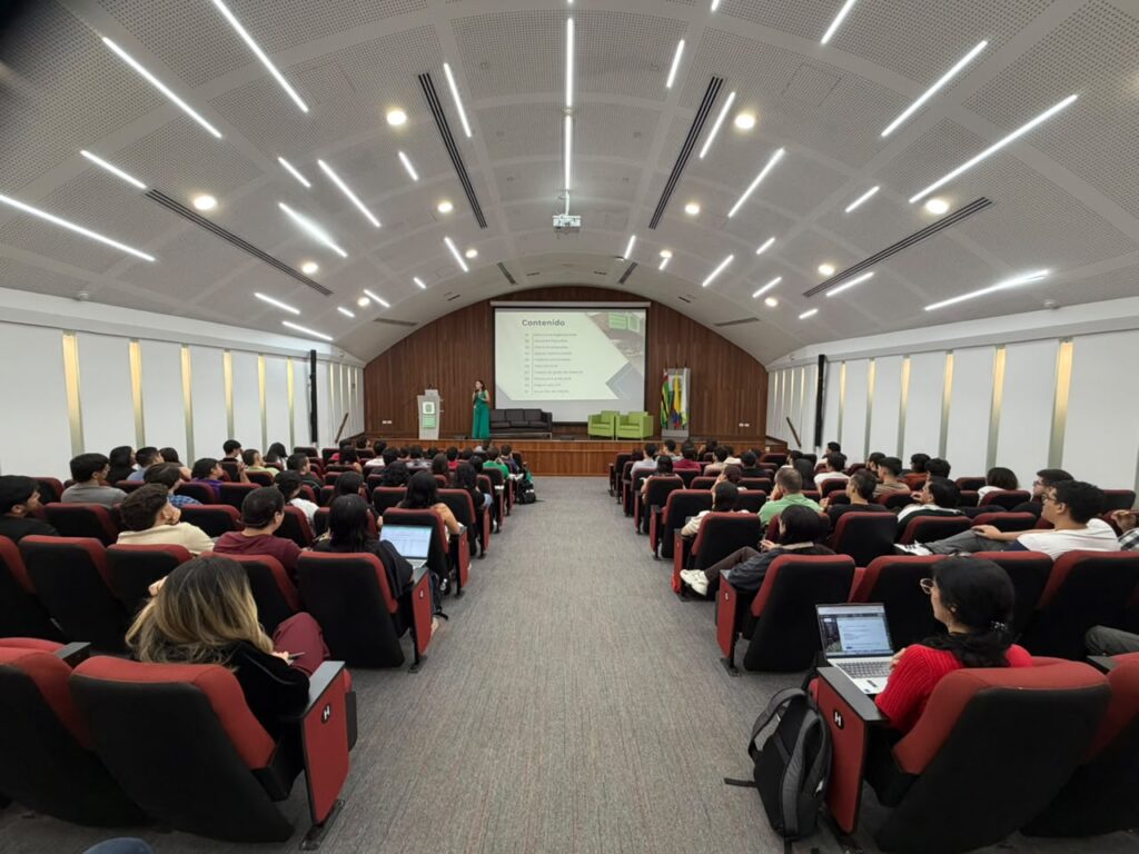 La Dirección de Posgrados UIS dio la bienvenida a los nuevos estudiantes de posgrados en investigación del periodo académico 2026-II.