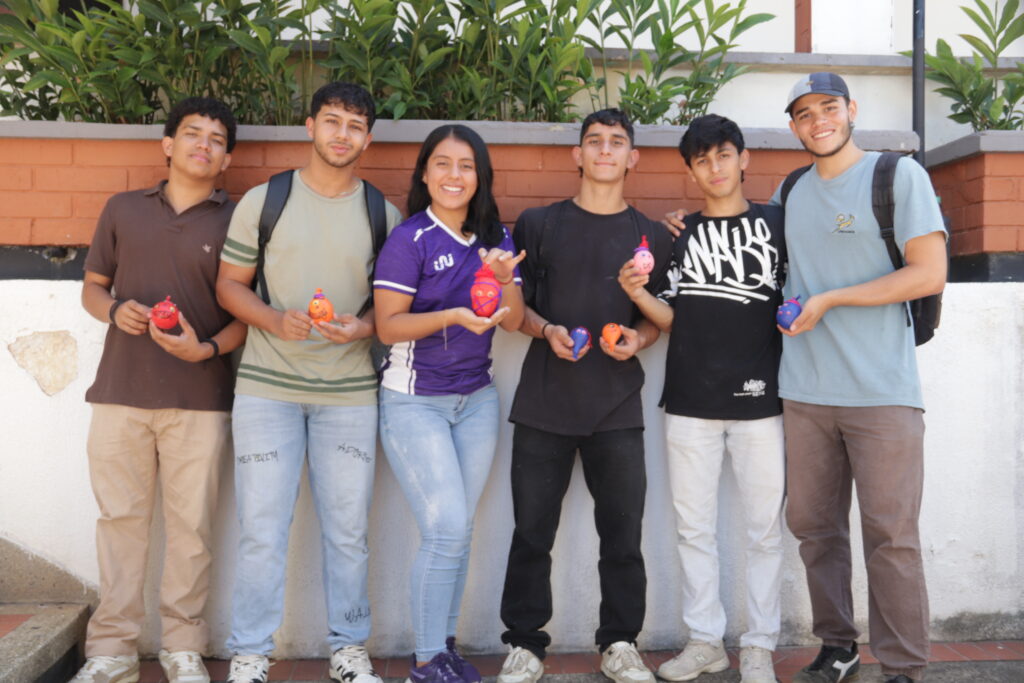 Estudiantes de la sede UIS Socorro durante el desarrollo de actividades y plan estratégico de la iniciativa.