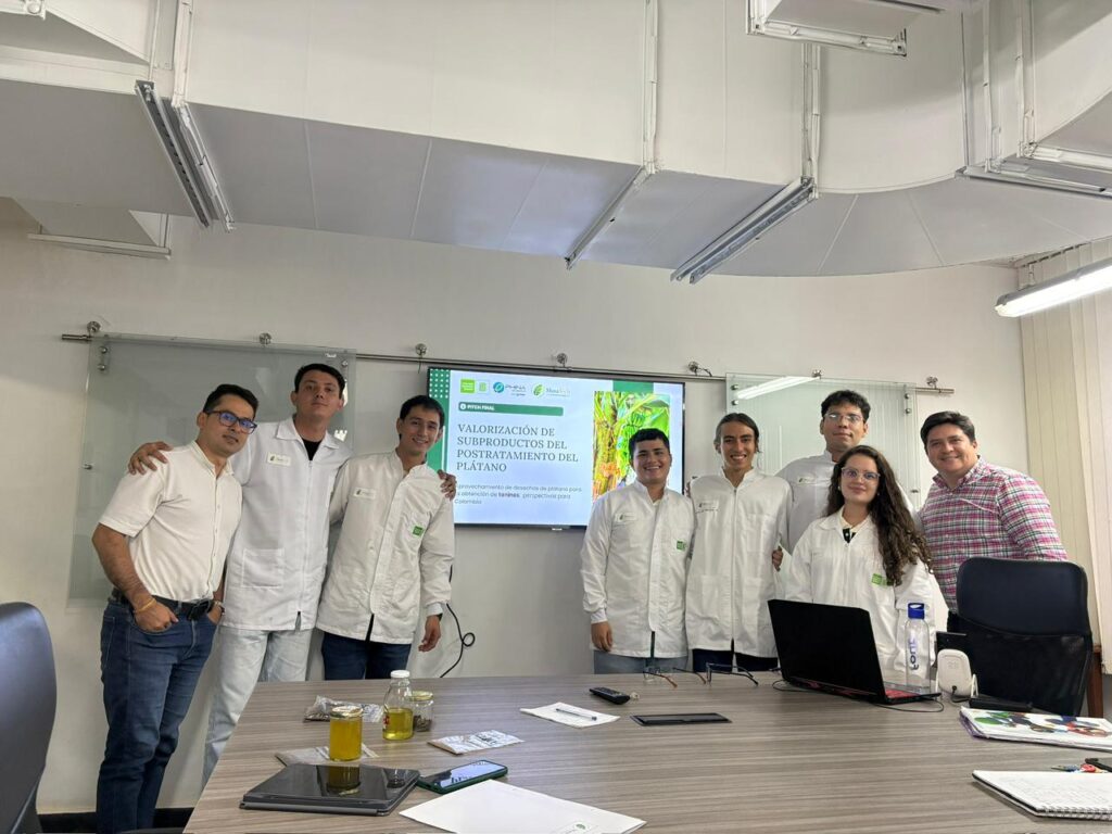 Jair Barajas en presentación investigación