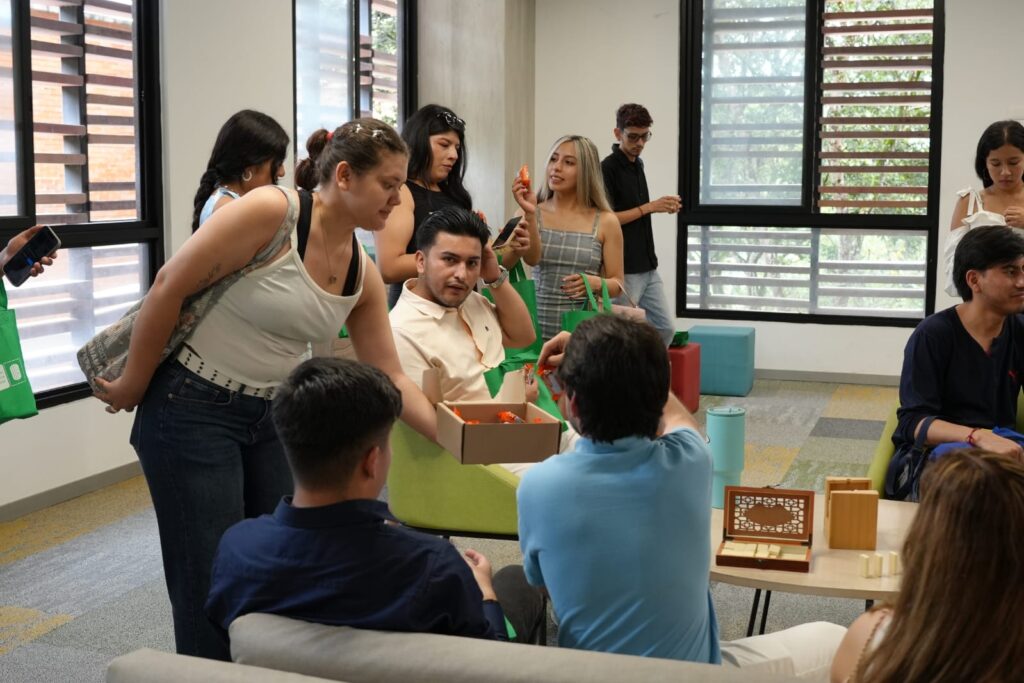 Estudiantes ecuatorianos en la UIS