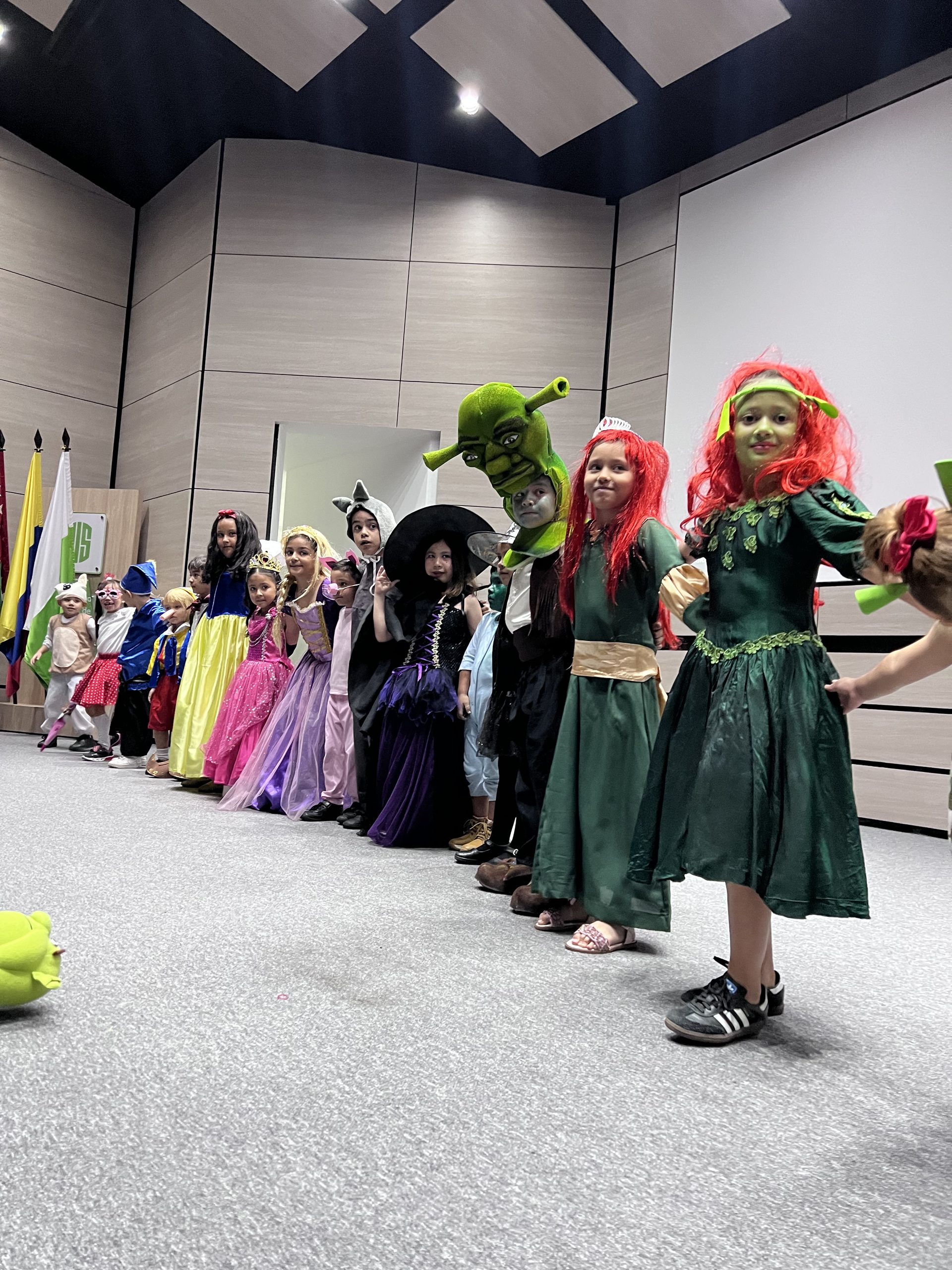 Niños y niñas participan en el Festival de Teatro Primera Escena en la UIS Floridablanca