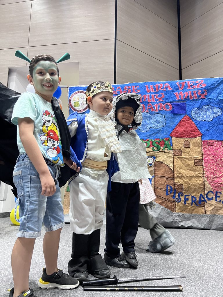 Niños y niñas participan en el Festival de Teatro Primera Escena en la UIS Floridablanca