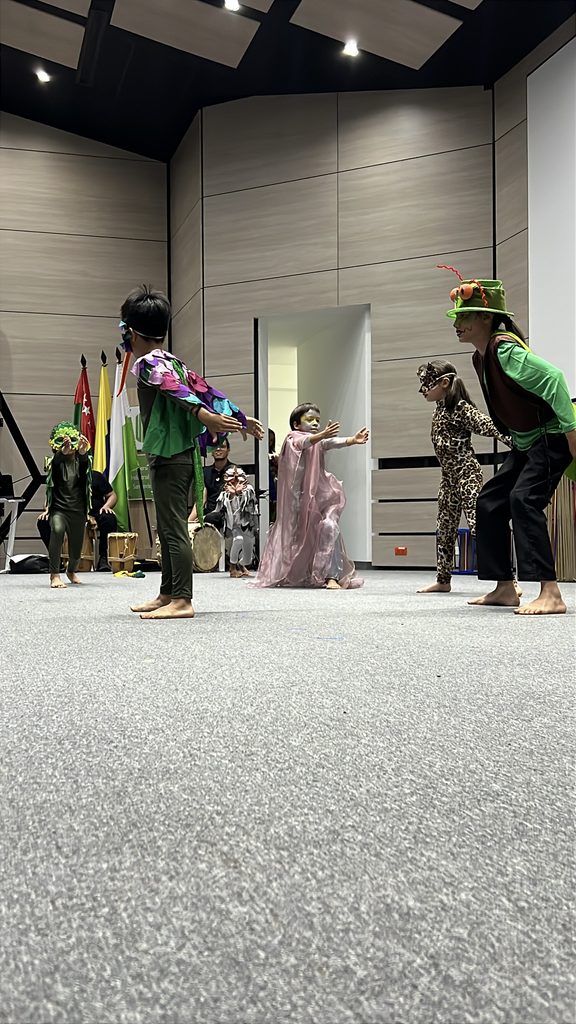 Niños y niñas participan en el Festival de Teatro Primera Escena en la UIS Floridablanca