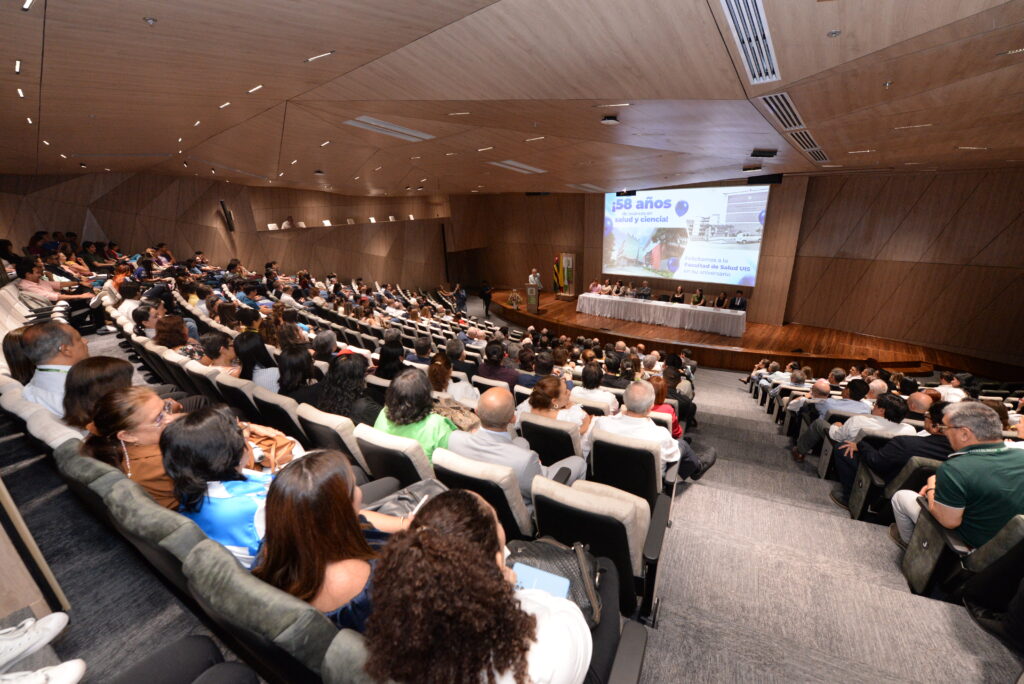 Auditorio Magistral nueva Facultad de Salud UIS 2026