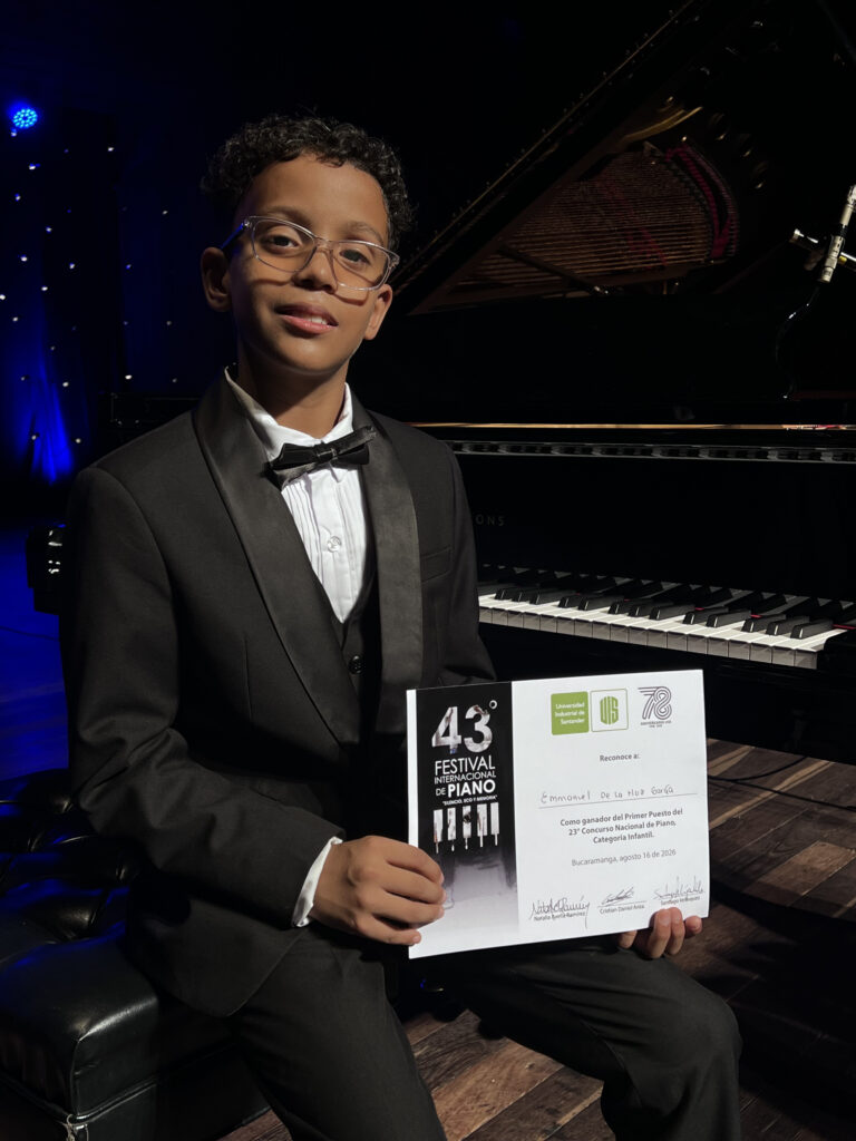 Emmanuel de Hoz, pianista cartagenero ganador en la categoría infantil del Concurso Nacional de Pano UIS.