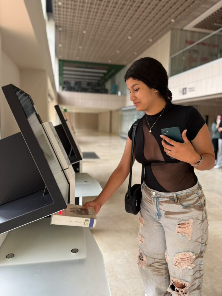 Este trámite podrá agilizar de forma rápida y autónoma el préstamo de libros.