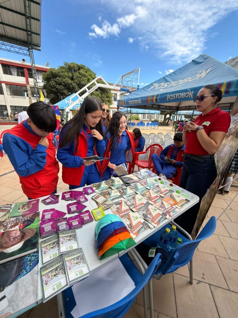 UIS Málaga participa en feria en boyacá