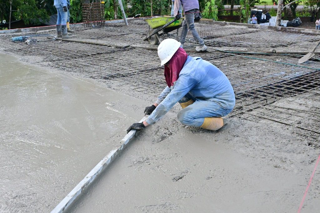 trabajador obras UIS Saravena