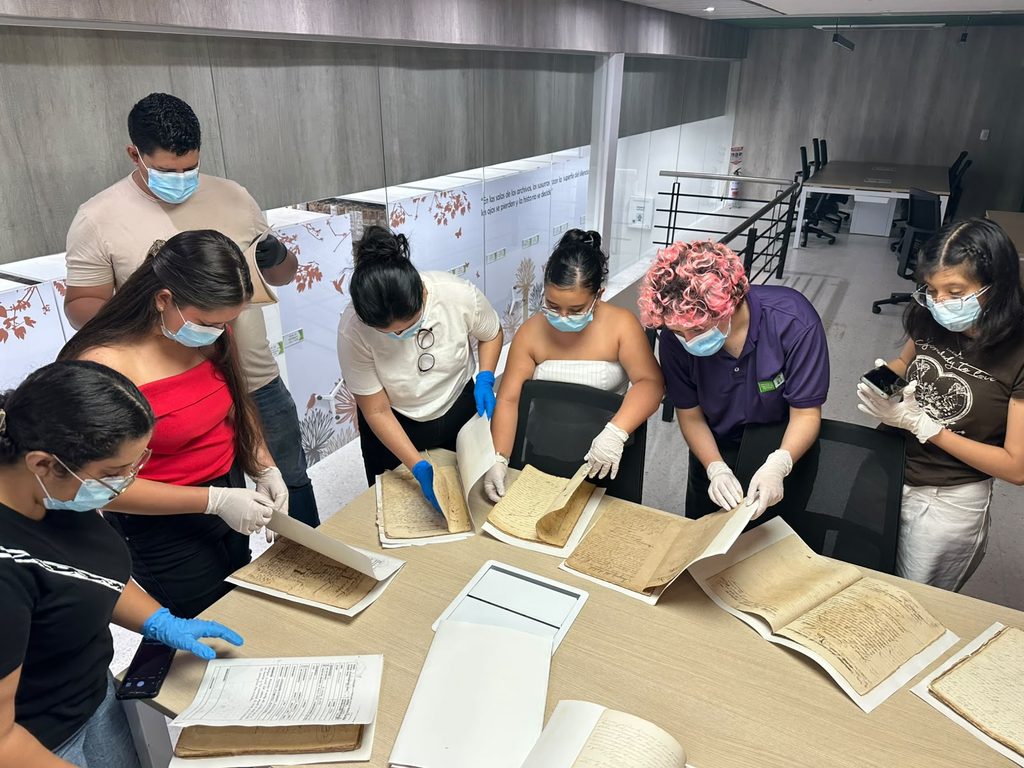 UIS Talleres de archivística