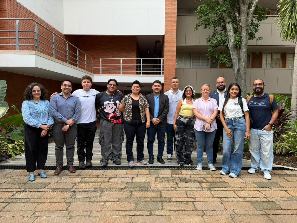 Director general SGC tras reunión con estudiantes de la Escuela de Geología.
