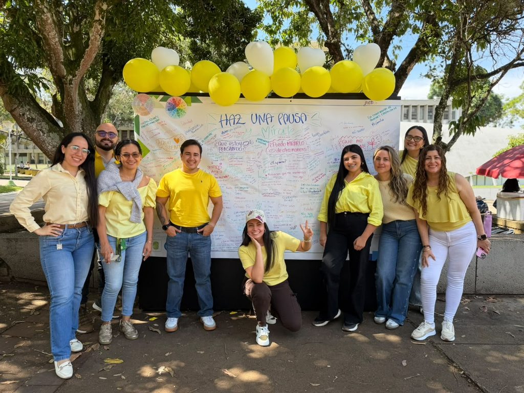 Dinámica de Biblioteca Cetral y Sistema de Excelencia Académica 'Haz una pausa y mírate'.