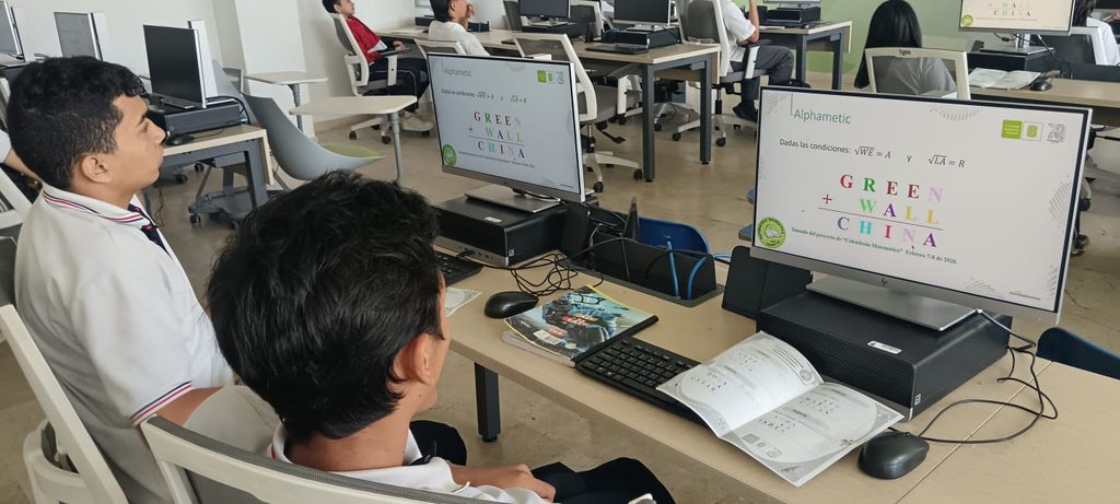 Estudiantes de Instituciones Educativas de Bucaramanga y Área Metropolitana en el Encuentro de Calendario Matemático.
