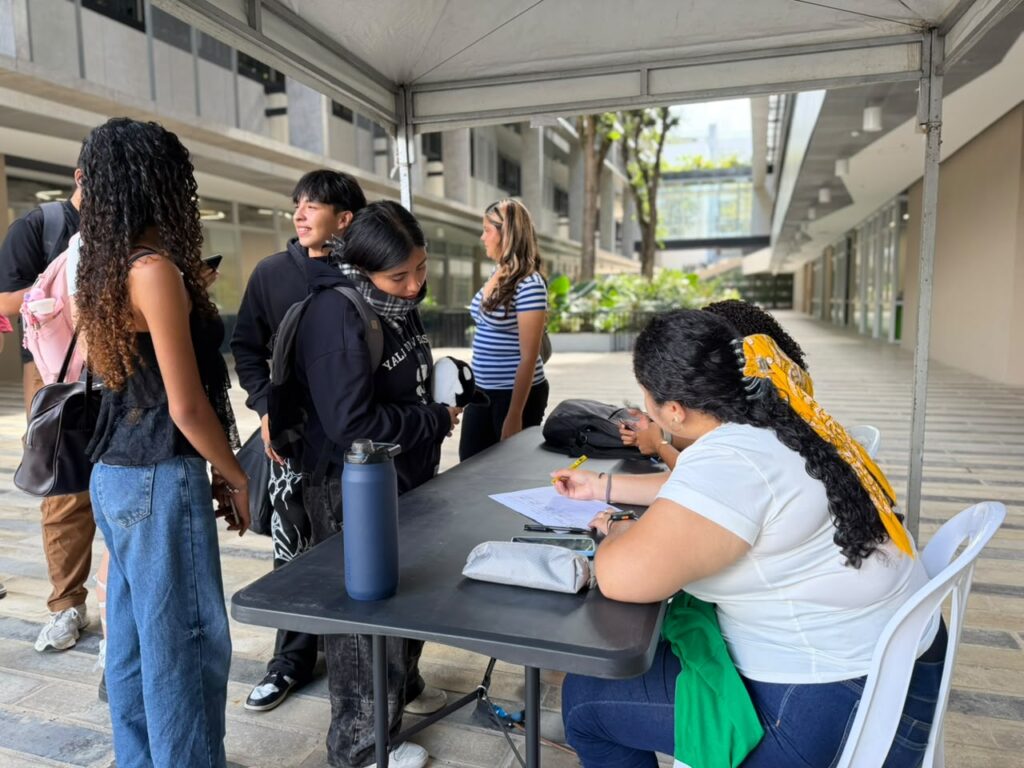 Estudiantes UIS participaron del primer día de U26 Fest.