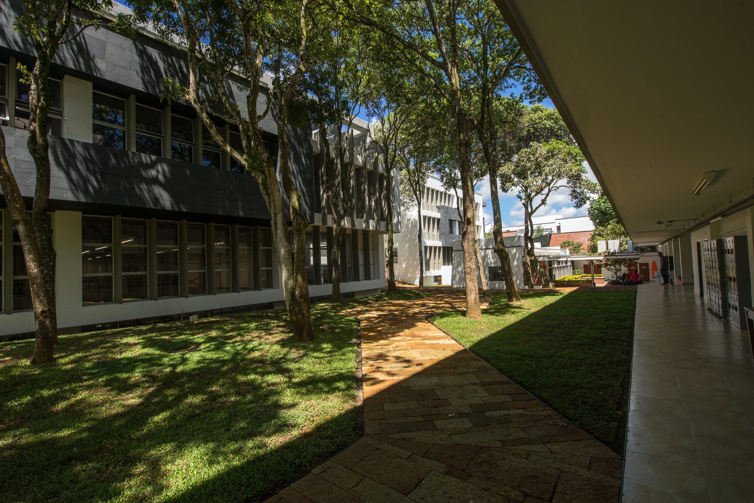Escuela Ingeniería Mecánica UIS