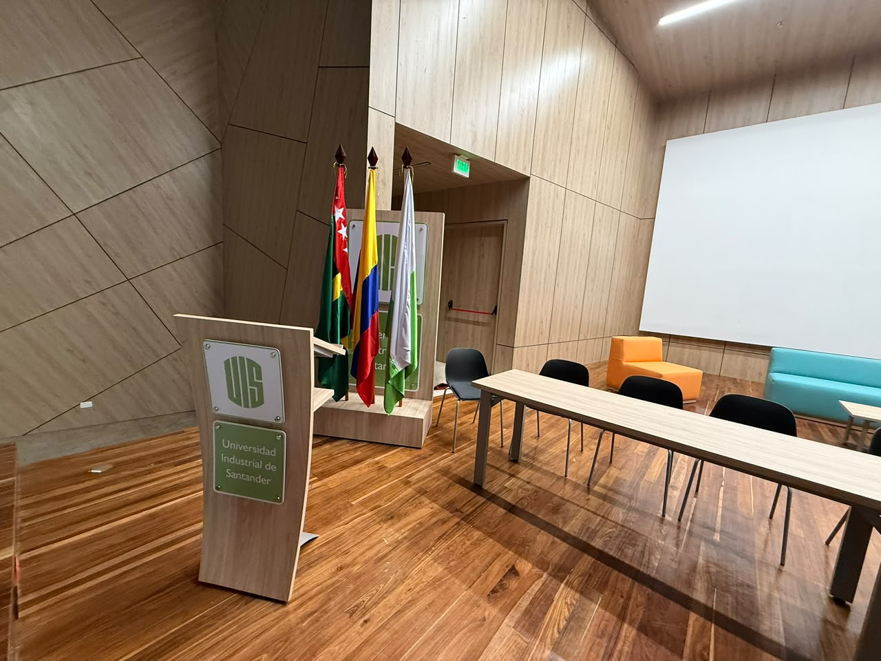 dotación de su auditorio