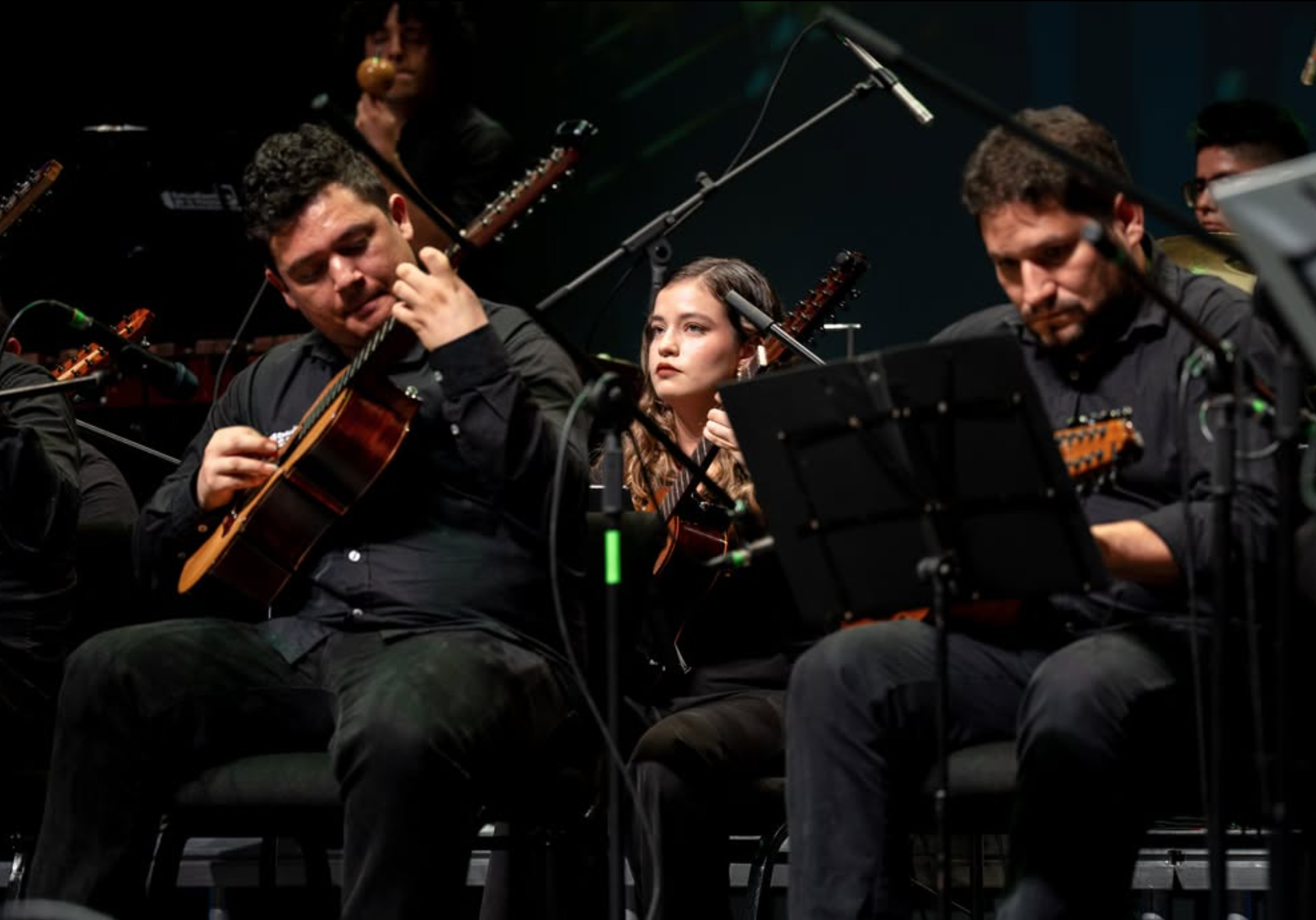 La Estudiantina de la Montaña Santandereana llegará a la UIS Floridablanca con un concierto gratuito de música andina colombiana este jueves 3 de septiembre.