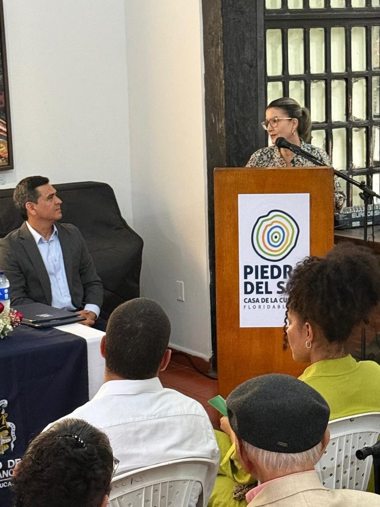 UIS recibe la distinción otorgada por la Secretaría de Educación de Floridablanca.