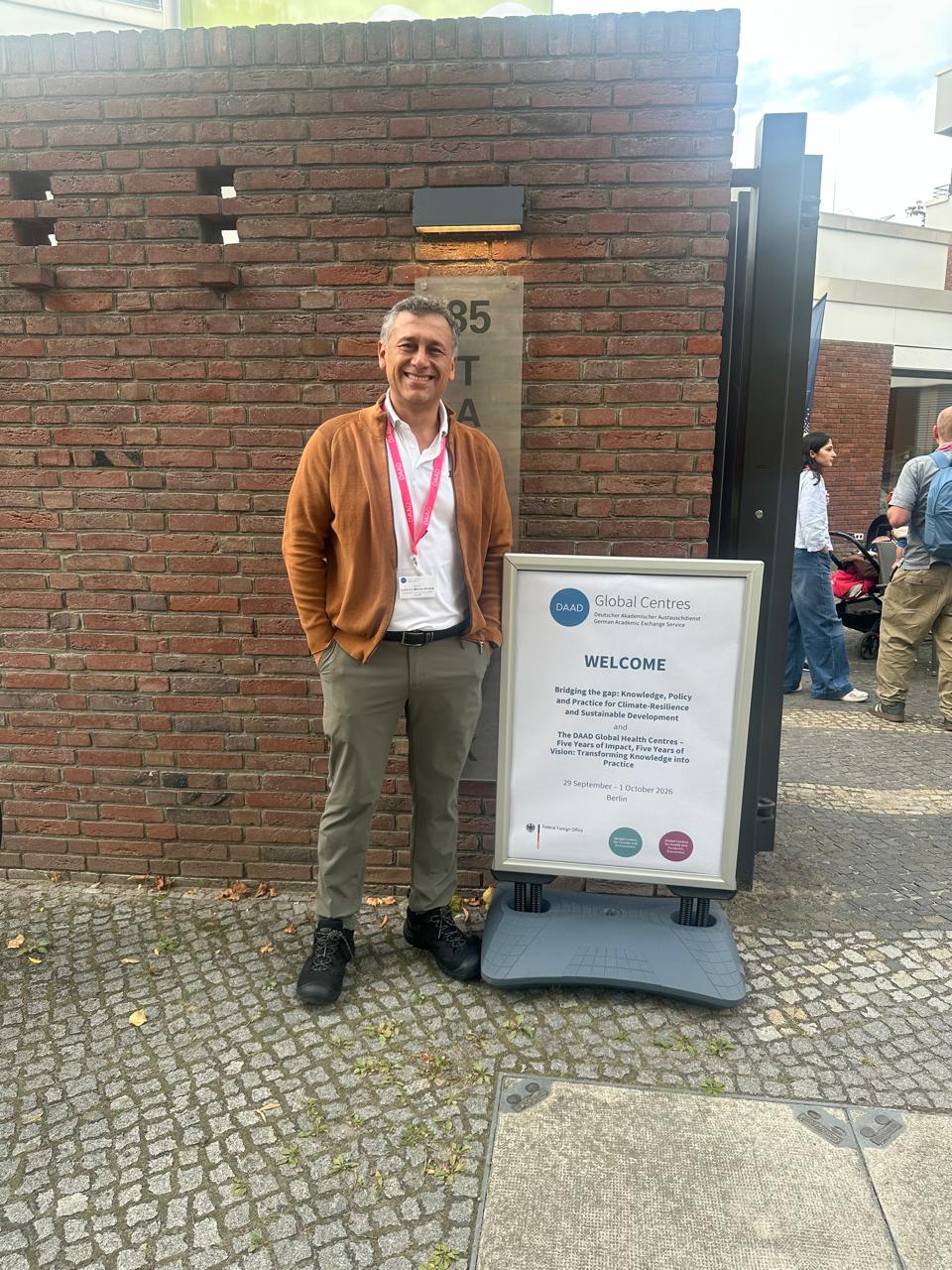 Dr. Bladimiro