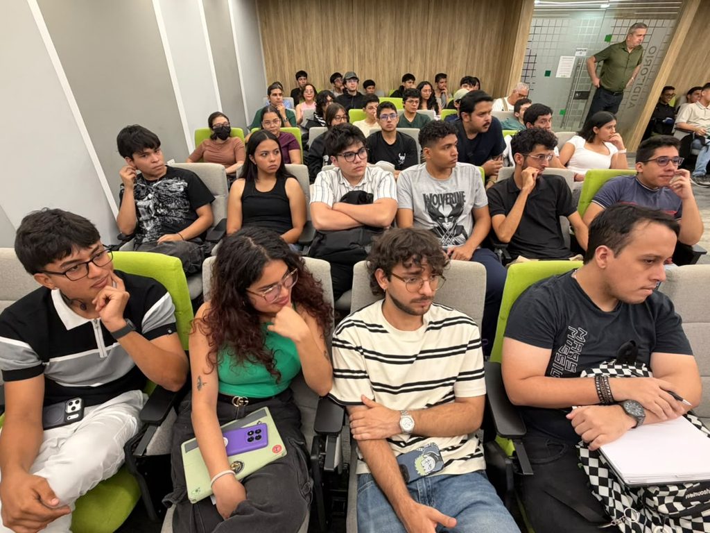 Participantes de la reunión de oportunidades gamers con Electronic Arts