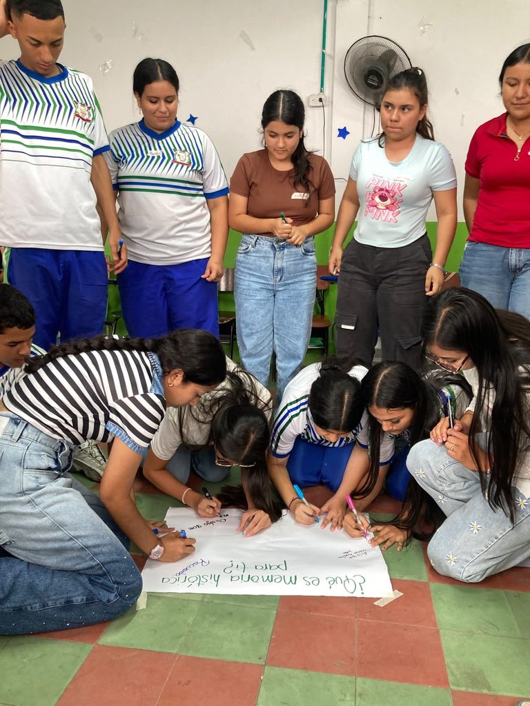 Estudiantes de la Institución Educativa El Pórtico 