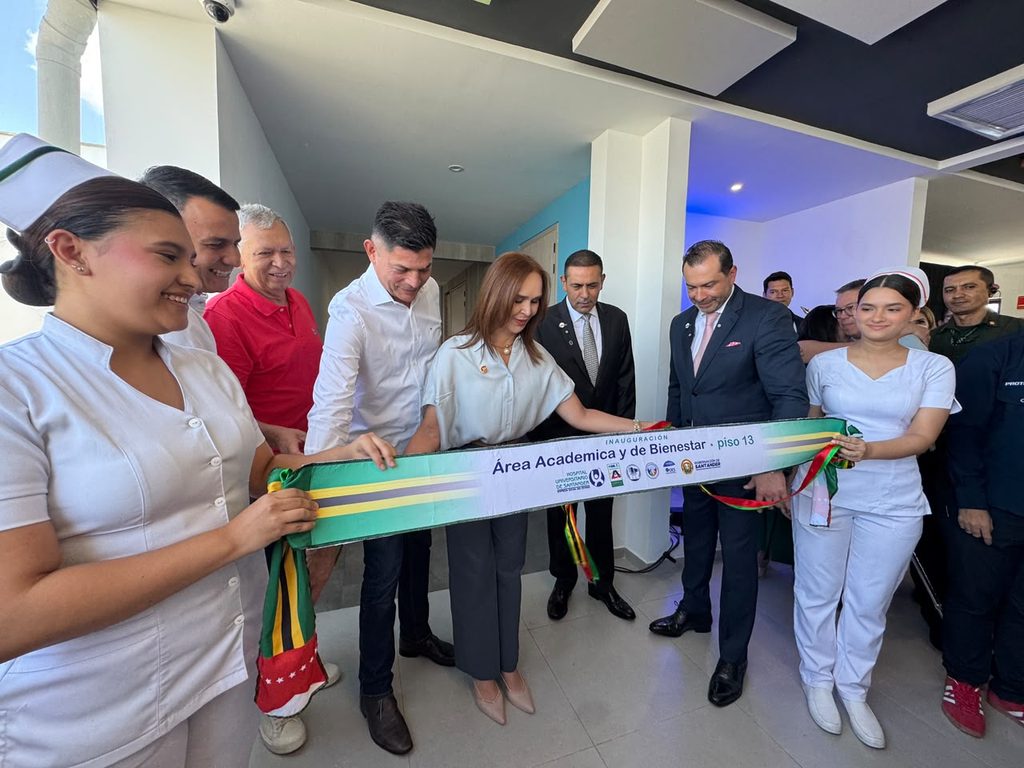 Inauguración piso 13 HUS