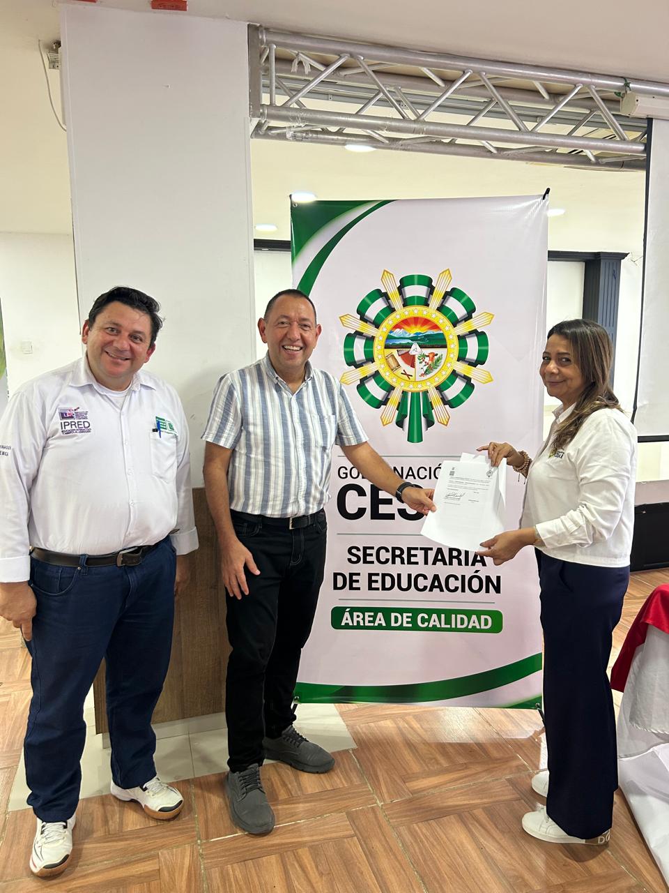 Jorge Villamizar en firma convenio UIS - Gobernación del Cesar