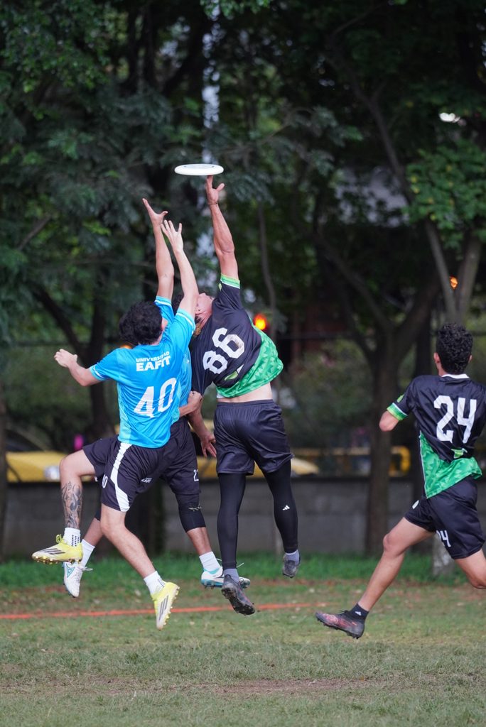 La UIS tomó revancha y derrotó 14-9 a la Universidad EAFIT en las semifinales del certamen nacional.