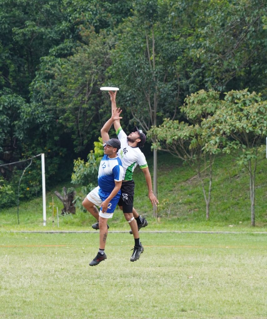 La selección de ultimate UIS ha ganado sus dos encuentros de la fase de grupos de las justas deportivas.