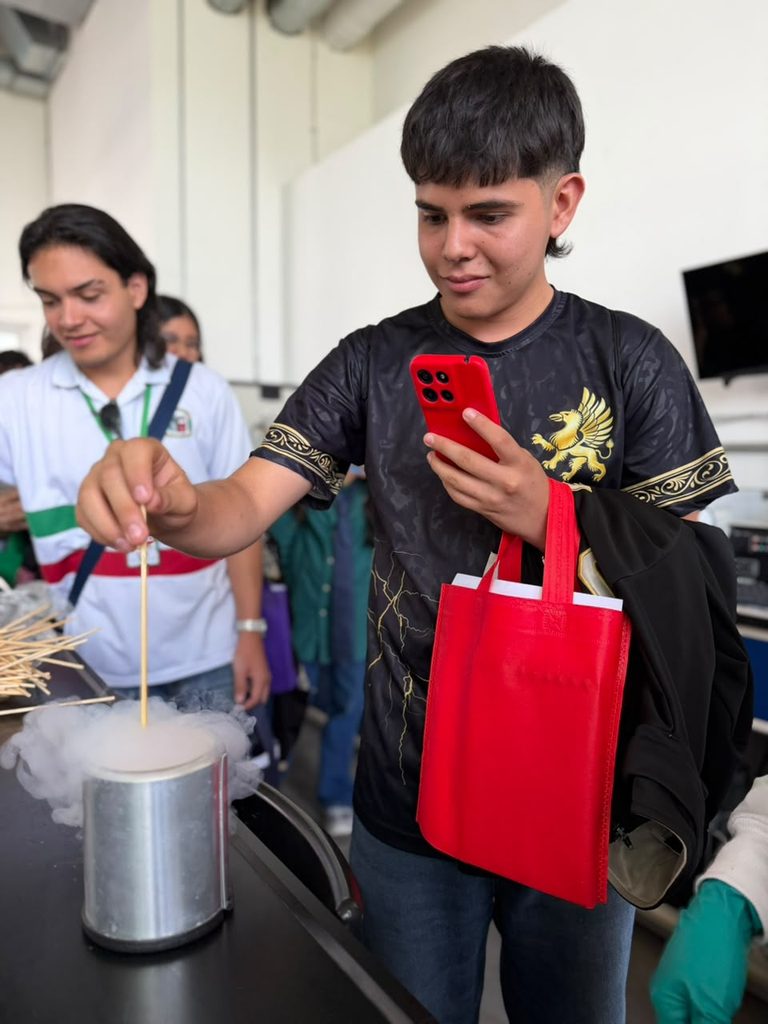 Estudiantes del Colegio Nuestra Señora del Pilar de Bucaramanga, participaron de las actividades UIS.
