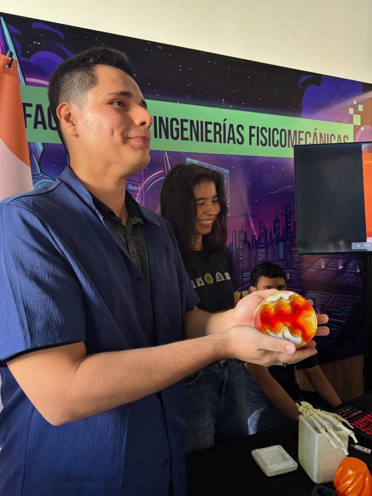 Estand facultad Ing Fisicomécanica