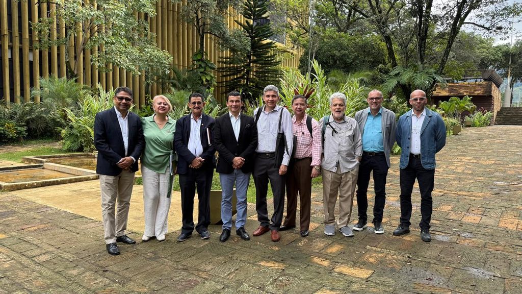 Visita de pares académicos del CNA