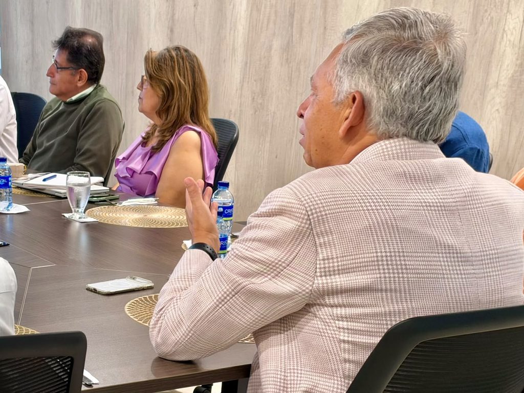 Rector UIS Hernán Porras Díaz.